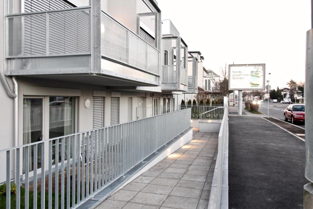 Yellow Flower Apartment With Pool - 5 Min To Lake Wenen Buitenkant foto