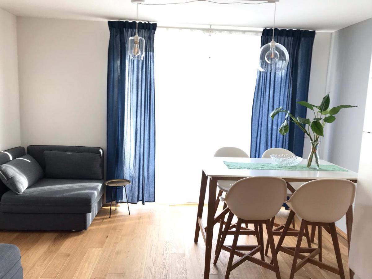 Yellow Flower Apartment With Pool - 5 Min To Lake Wenen Buitenkant foto